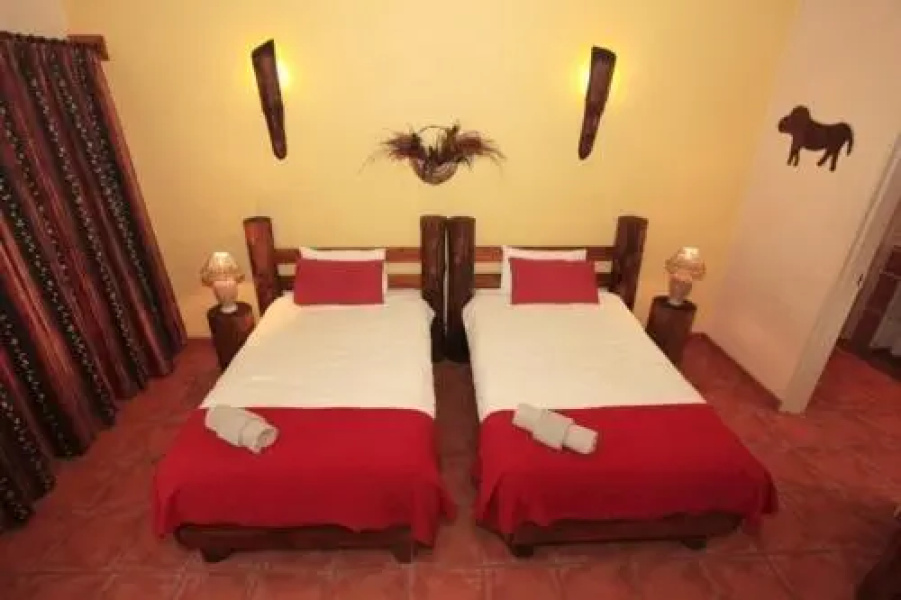 Mvubu Falls Lodge