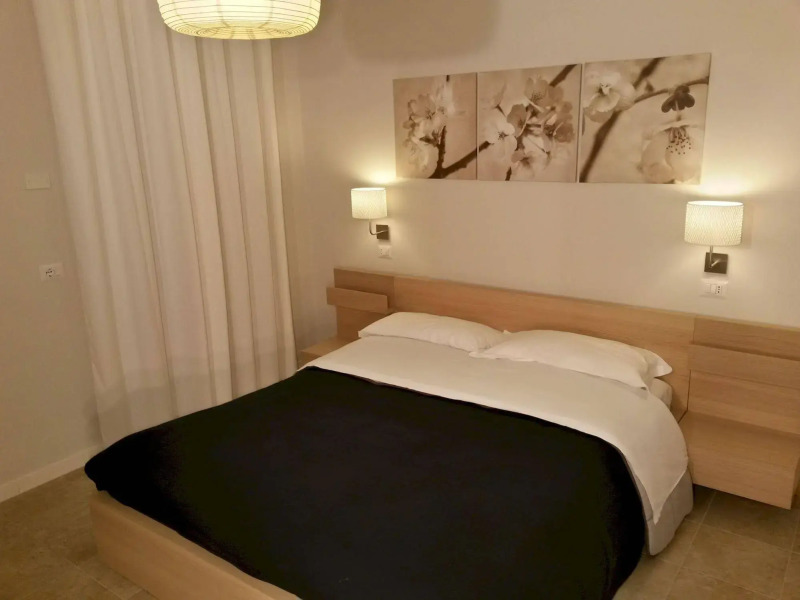 Bed & Breakfast 3Under