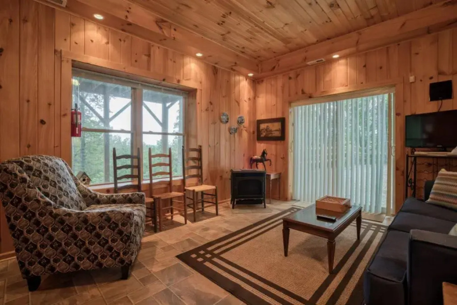 A View for Skye -a Perfect Pet-friendly Mountain Cabin-amazing Views