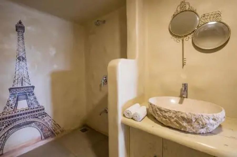 SaffronStays Casa Blanca