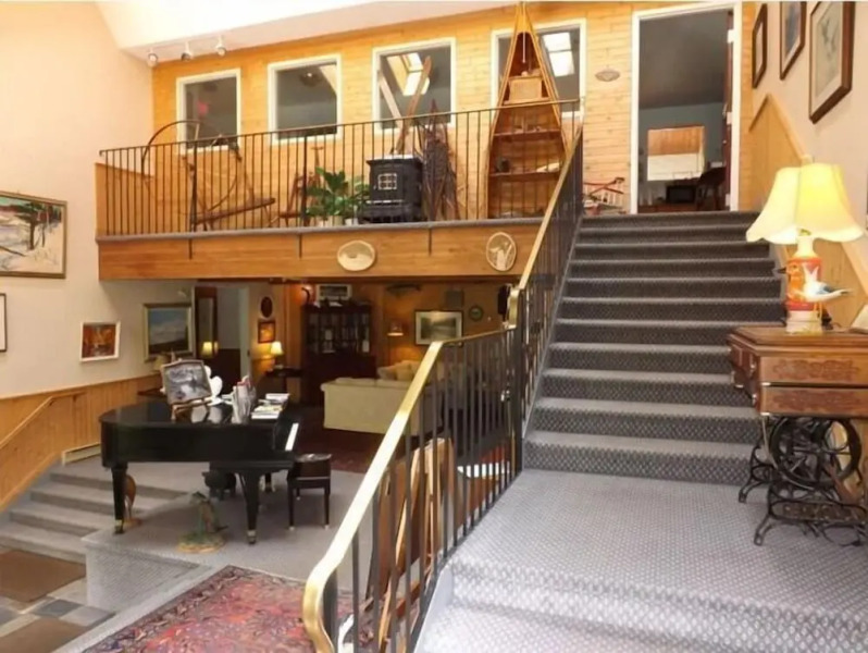 Westwind Inn on the Lake