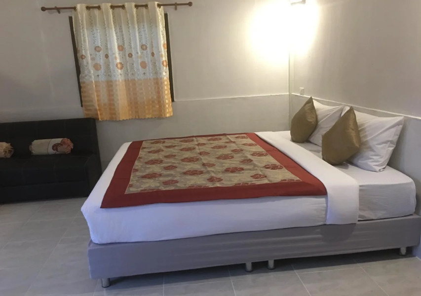 Khao Sok Evergreen House