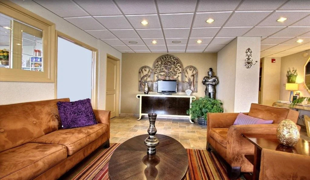 The Crusader Oceanfront Family Resort