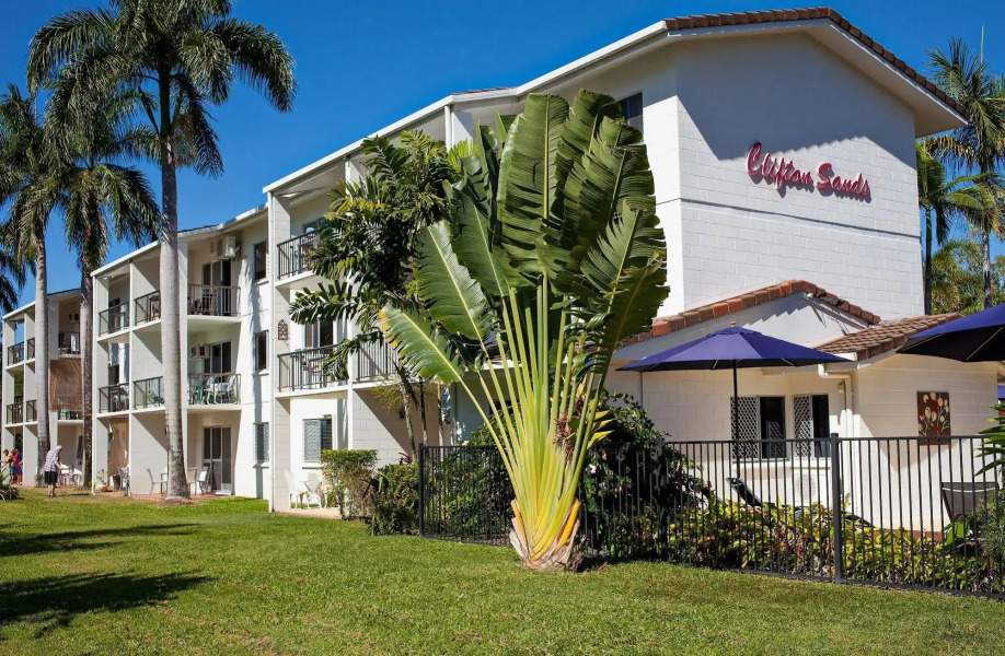 Clifton Sands Holiday Apartments