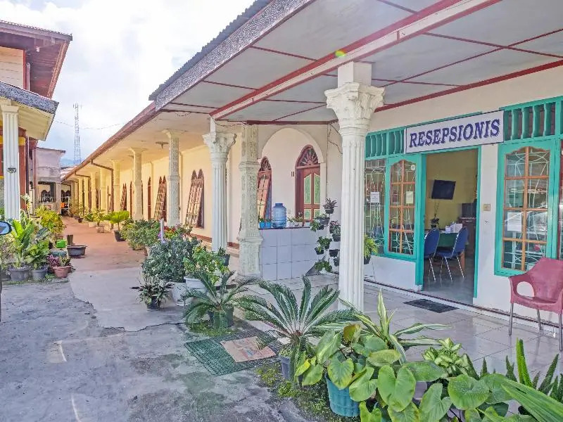 OYO 91061 Hotel Glory Tarutung