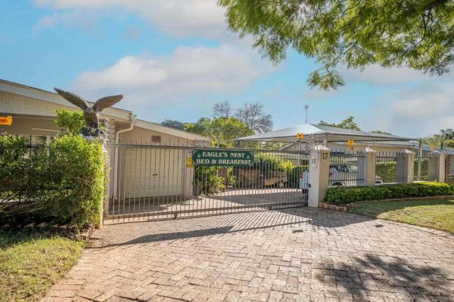 Eagle's Nest B&B/Self-catering