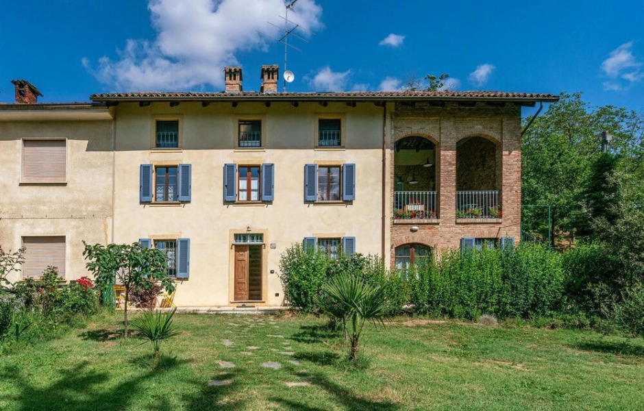 Amazing Home in Belveglio With 4 Bedrooms and Wifi