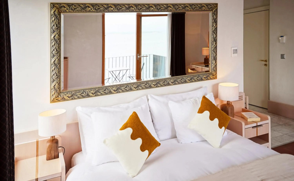 Maison Du Lac Boutique Hotel