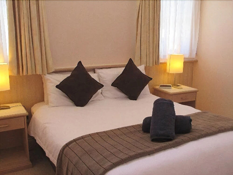 Waratah - 3 Bedroom Cottage