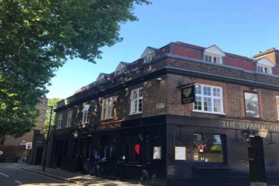 PubLove @ The Steam Engine - Hostel