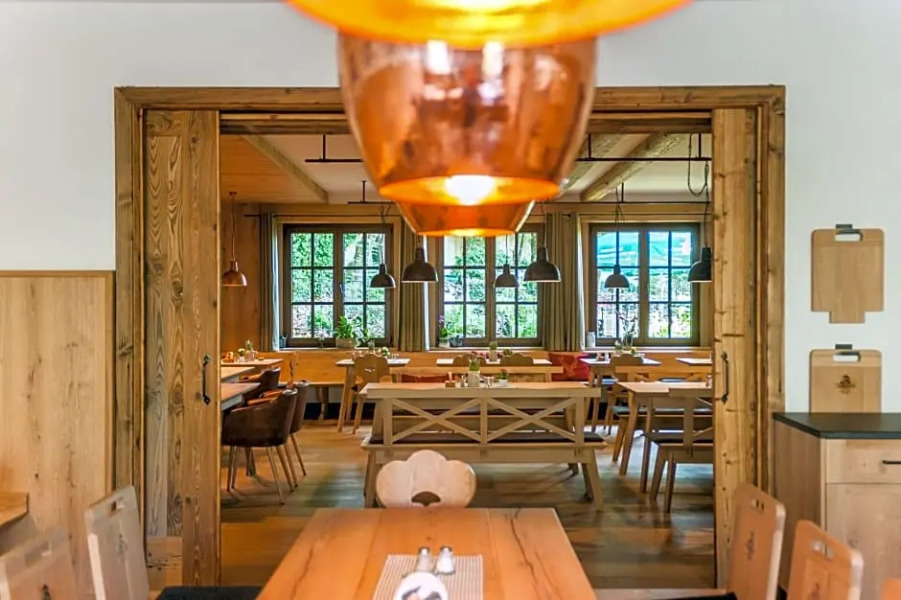 Brauereigasthof und Hotel Schmucker