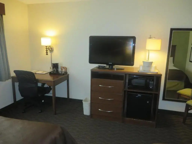 AmericInn Hotel & Suites Rice Lake