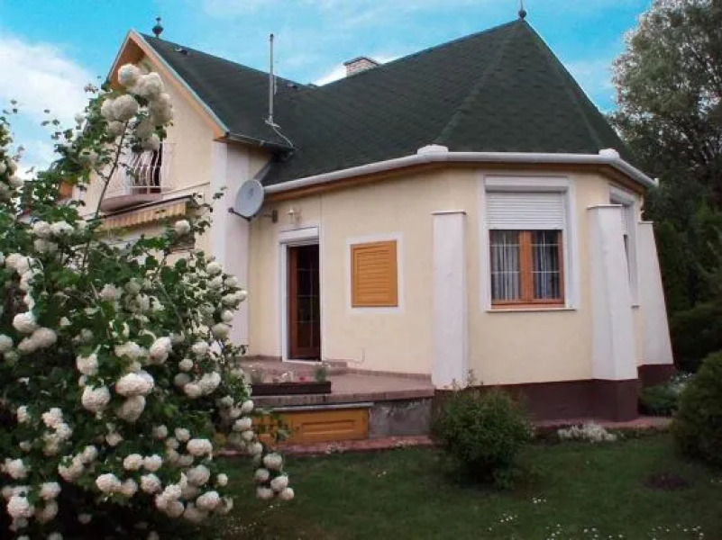 Nyaraló Balatonmáriafürdő