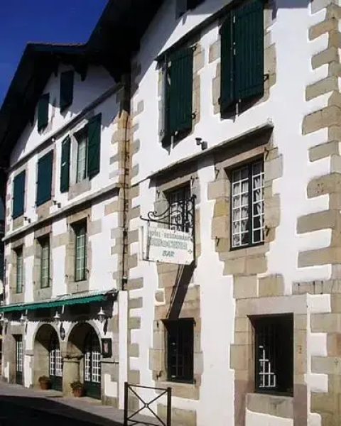 Hotel Arocena
