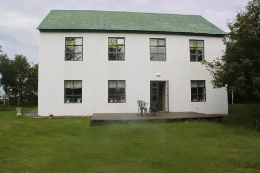 Guesthouse Hraunbaer