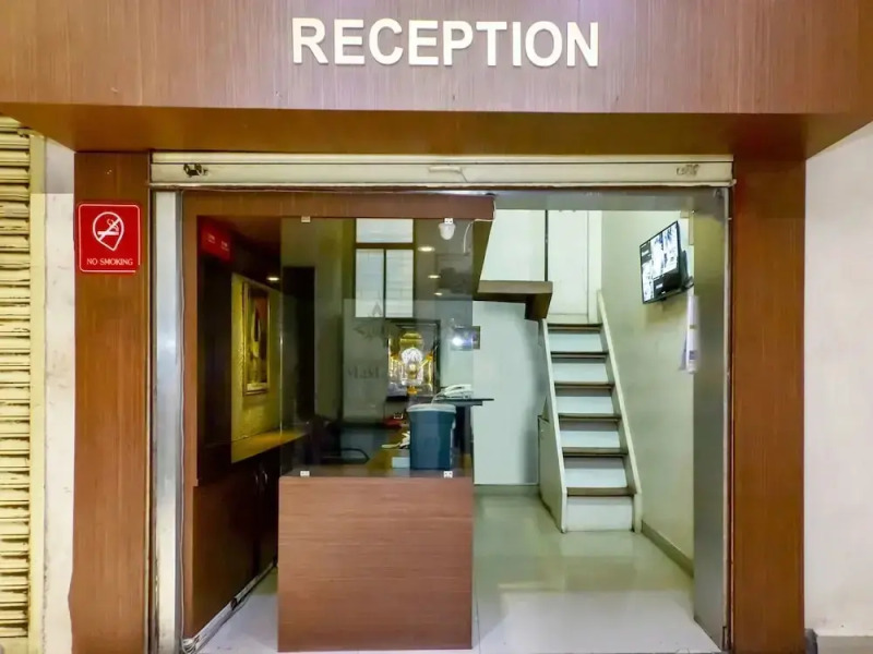 Hotel Mangesh Plaza by OYO