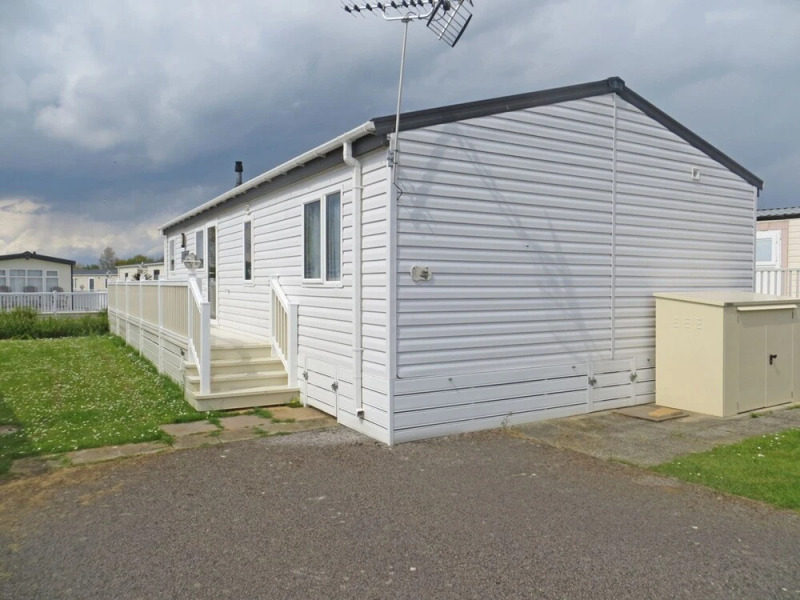 Lodge Hill. Lodge on Holiday Park