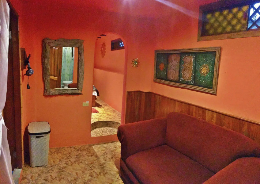 Lonesome George Ecolodge