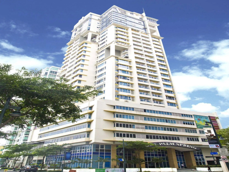 F1 Suites at Fort Palm Spring