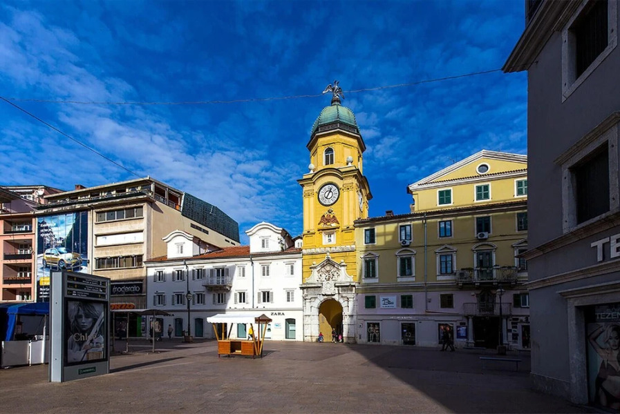 Awesome Home in Cavle With Wifi and 2 Bedrooms