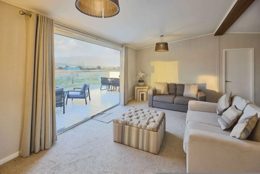 Host Stay Hazelwood Deluxe Lodge