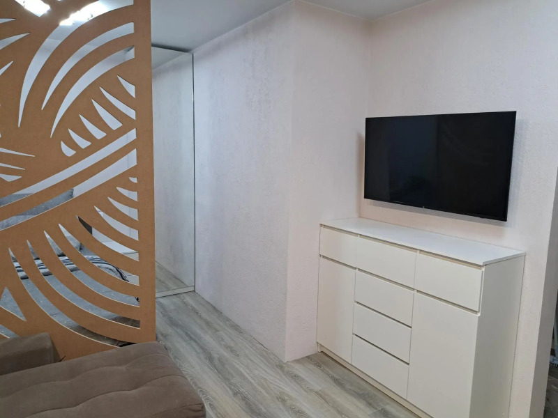 Апартаменты на бульваре 75-летия Победы 1