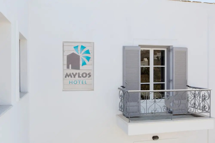 Mylos Hotel