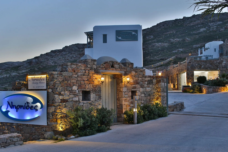 Niriides Luxury Homes