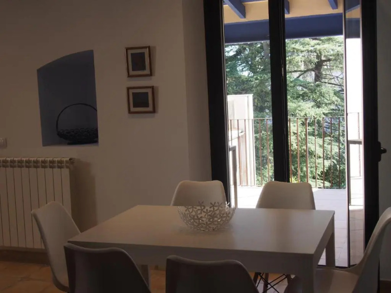 Plaça Major 17 2n 2a Apartament al centre de Banyoles