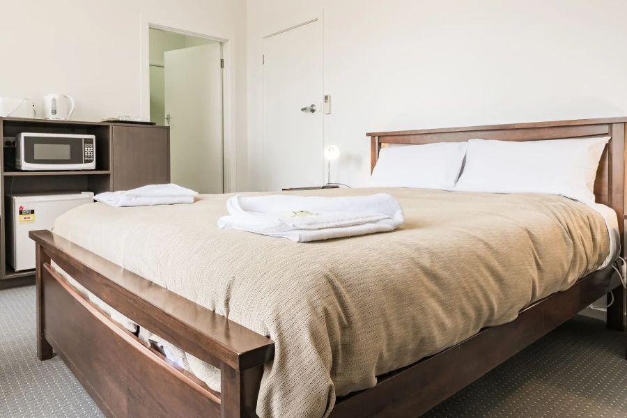 Somerset Hotel