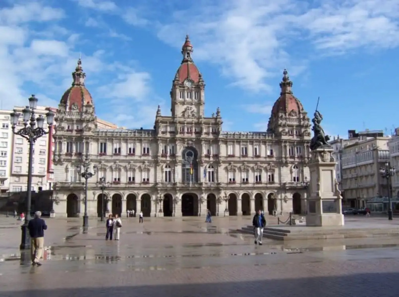 A Coruna 102536 2 Bedroom Apartment By Mo Rentals