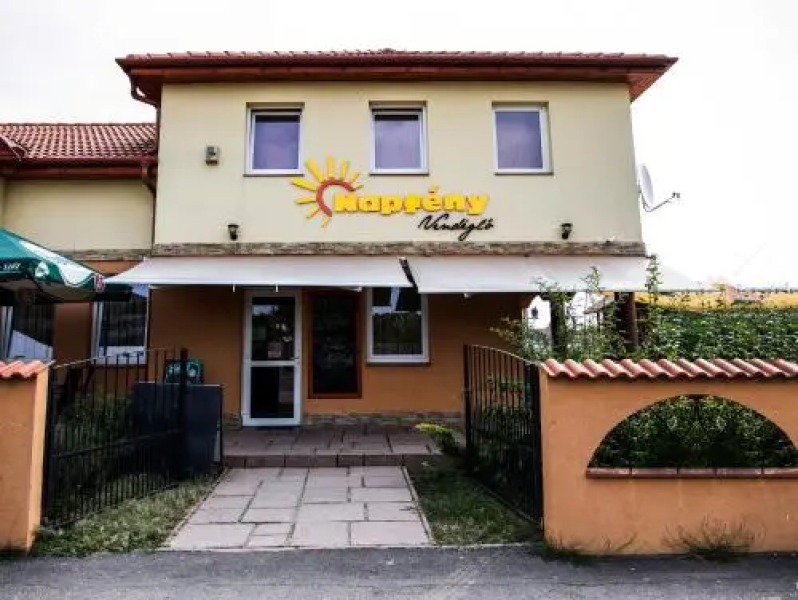 Napfény Vendéglő és Szálláshely