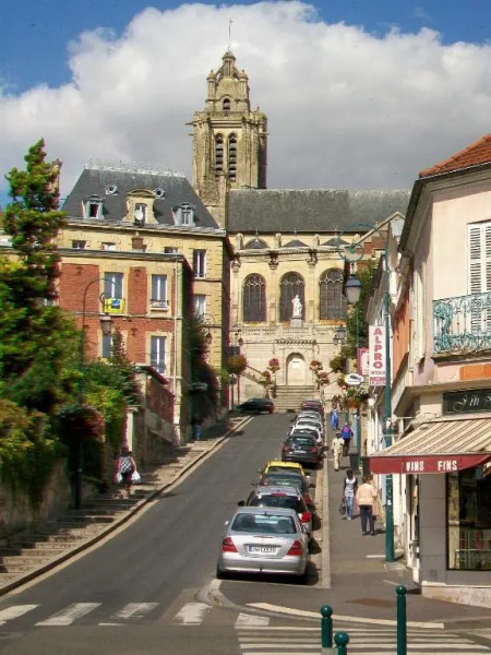 T1 grand confort - 3 minutes à pieds de la gare - jardin - Netflix - WIFI- Parking