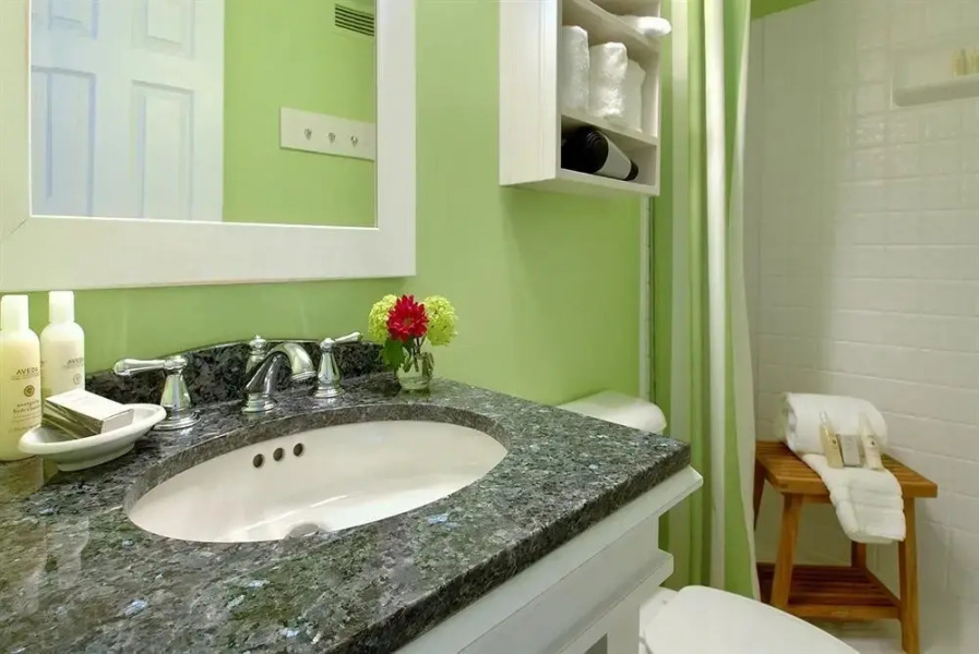 Indigo Chicago Schaumburg North