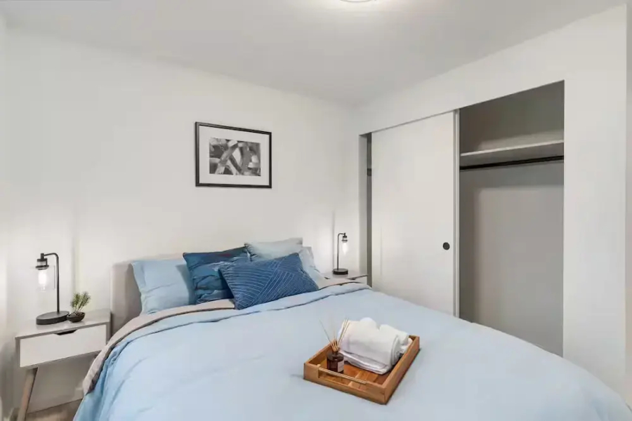 Comfortable Kirkland Home for Family & Remote Work