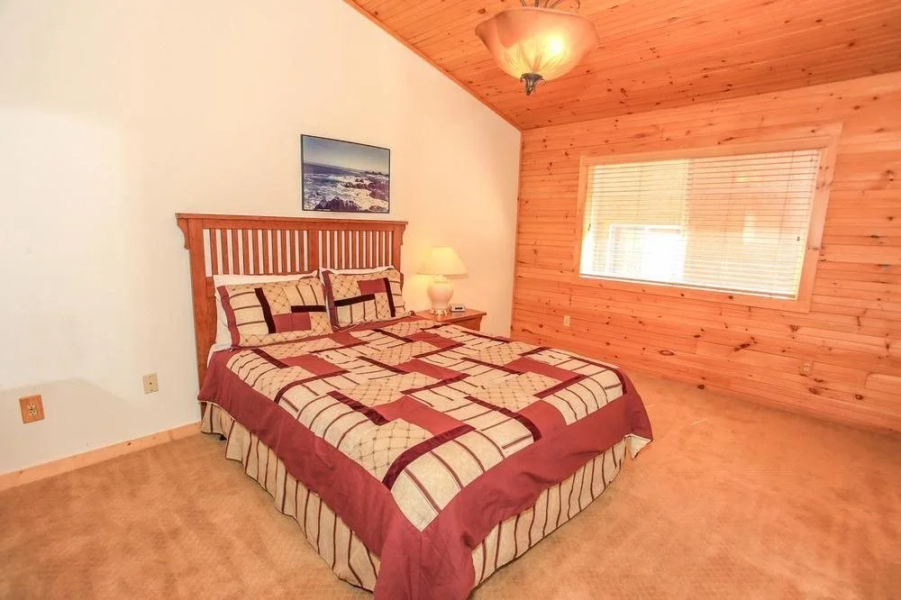 Bear Loop Chalet
