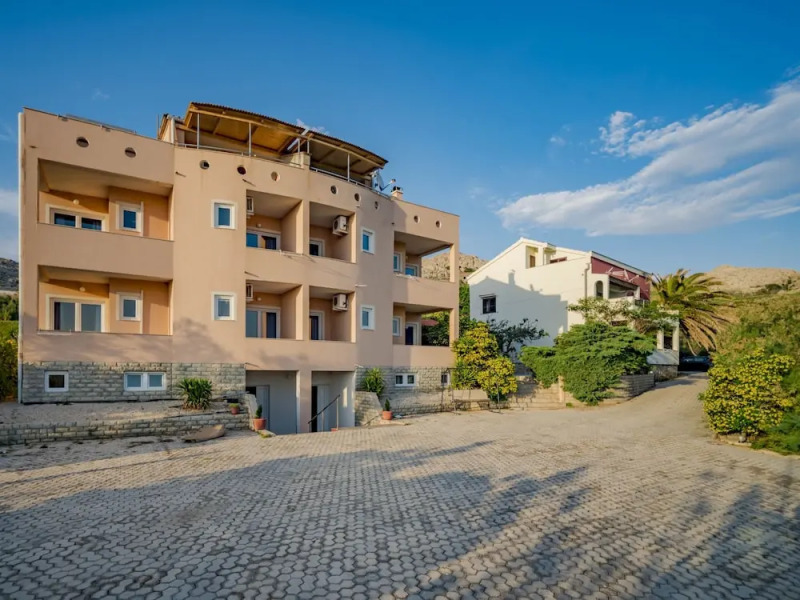 Melandura Dinji ka in Dinji ka