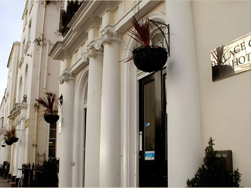 Palace Court Hotel