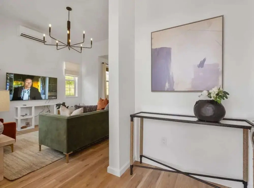 Marbella Lane Nohea Stylish Home Makaha