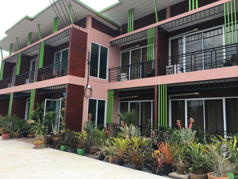 Baan Suan Punpaka Resort