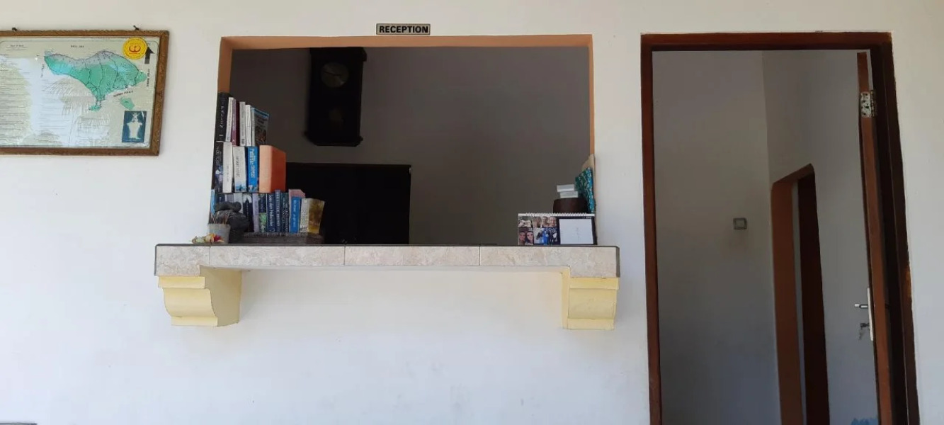 Hotel Tara Bar & Resto Air Sanih