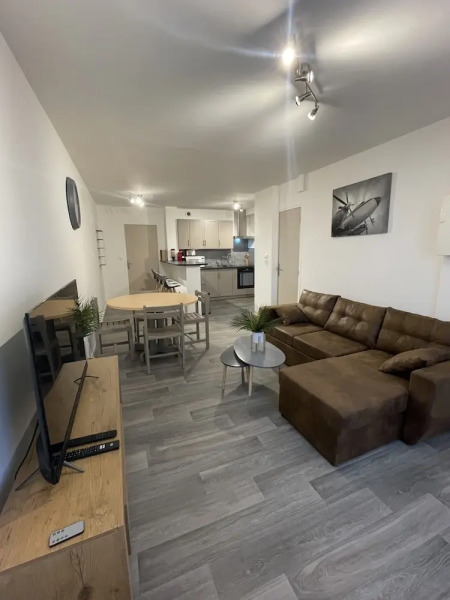 Apartment in Yvre-l'eveque Near Le Mans Circuit