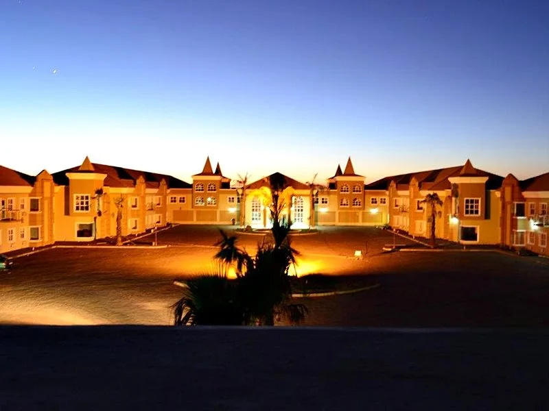 Majestic Five Hotel