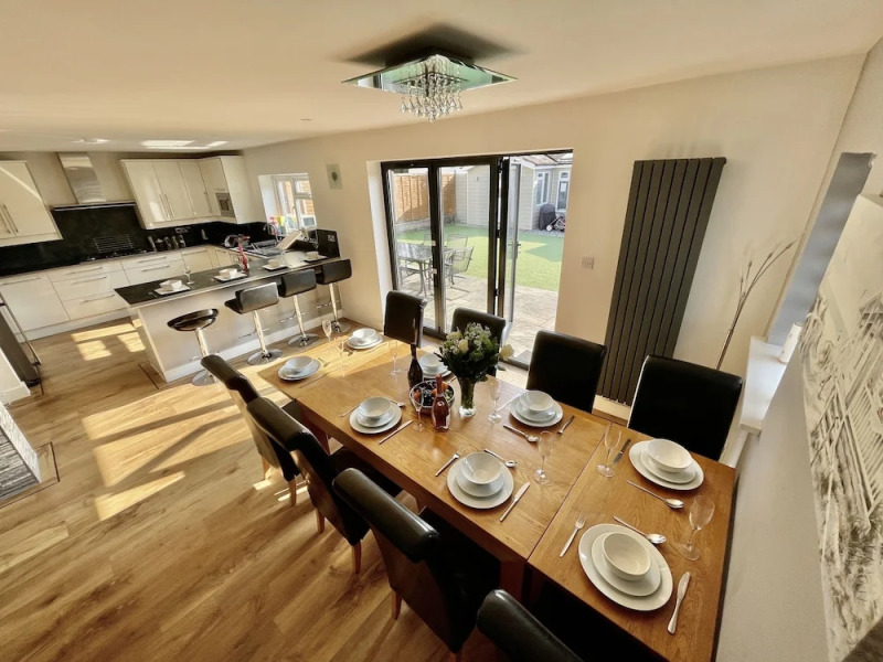 Pamper House Holiday Home And Annex