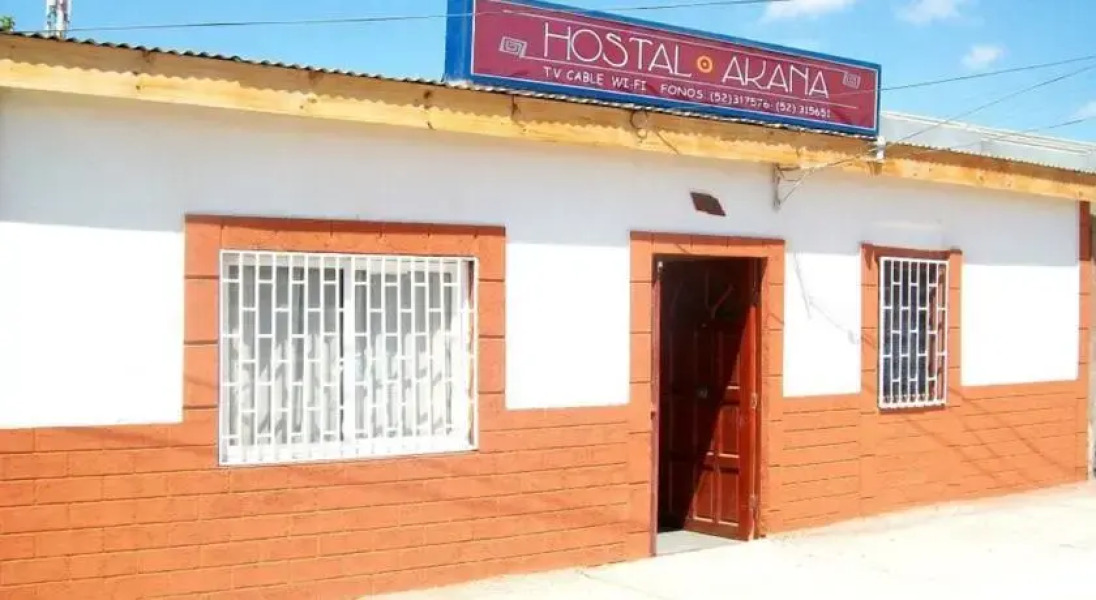 Hostal Akana