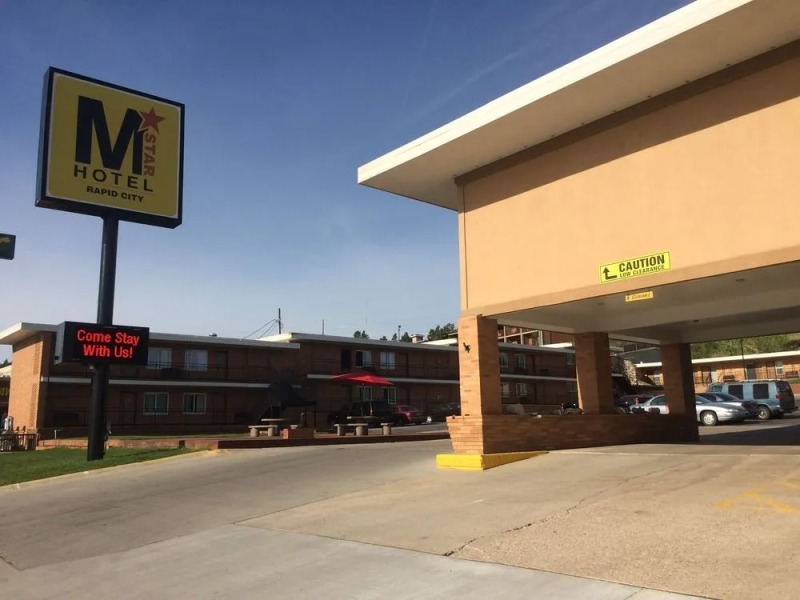 M Star Hotel Rapid City