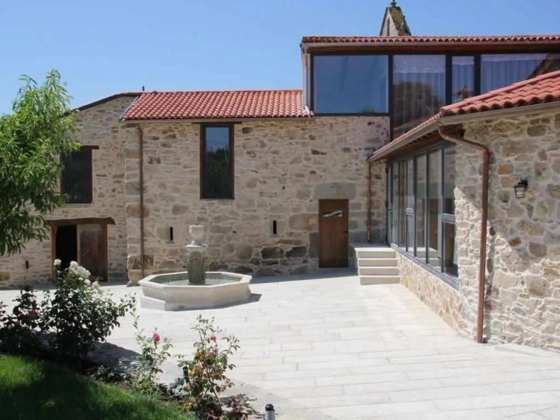 O Yunque Casa Ferrador Ribeira Sacra