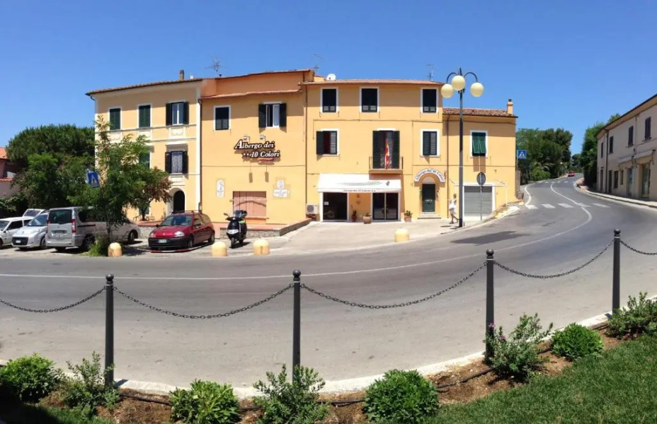 Albergo Dei 10 Colori