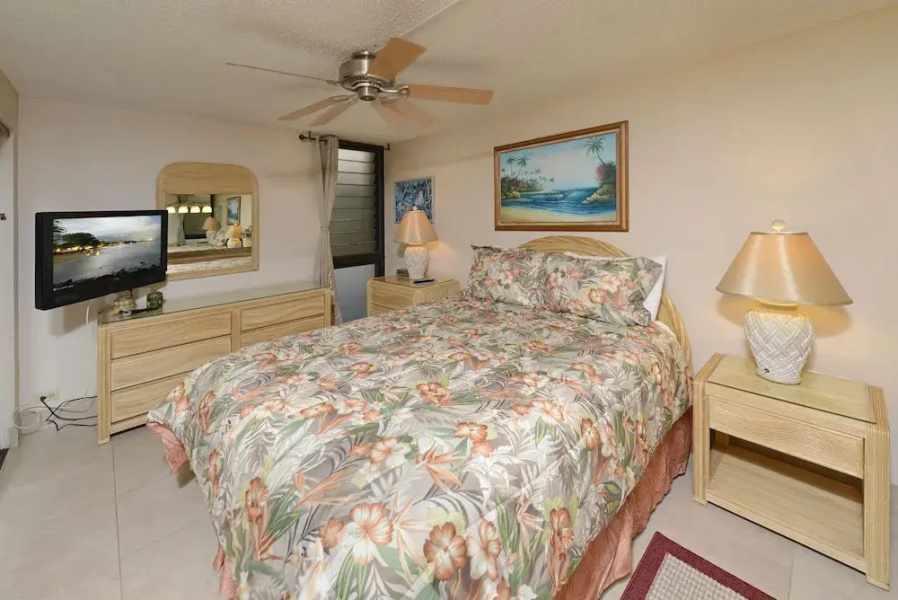 Kaleialoha #312 1 Bedroom 1 Bathroom Condo by Redawning