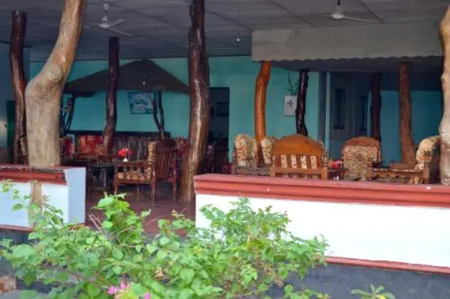 Flamingos Safari Hotel